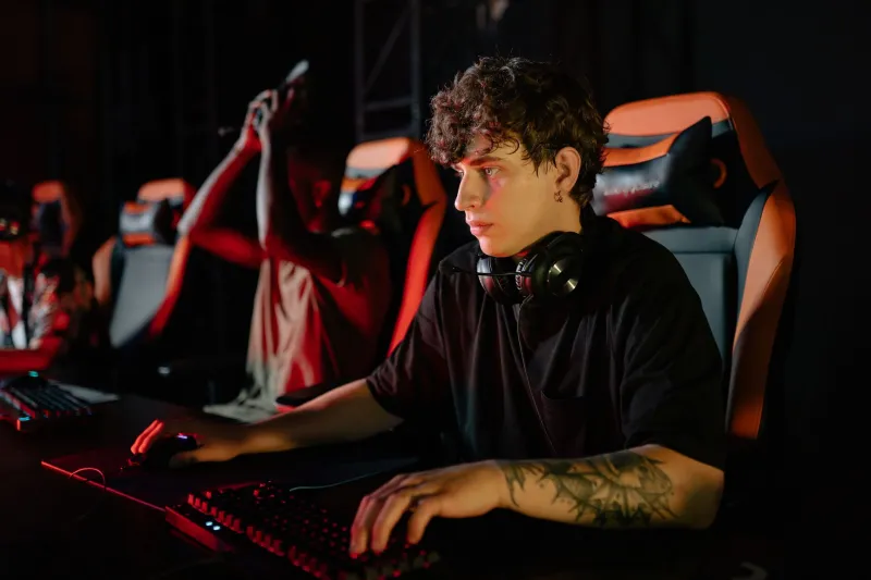 Scrim God, Bracket Ghost: Why Your Best Self Never Shows Up When It Counts
